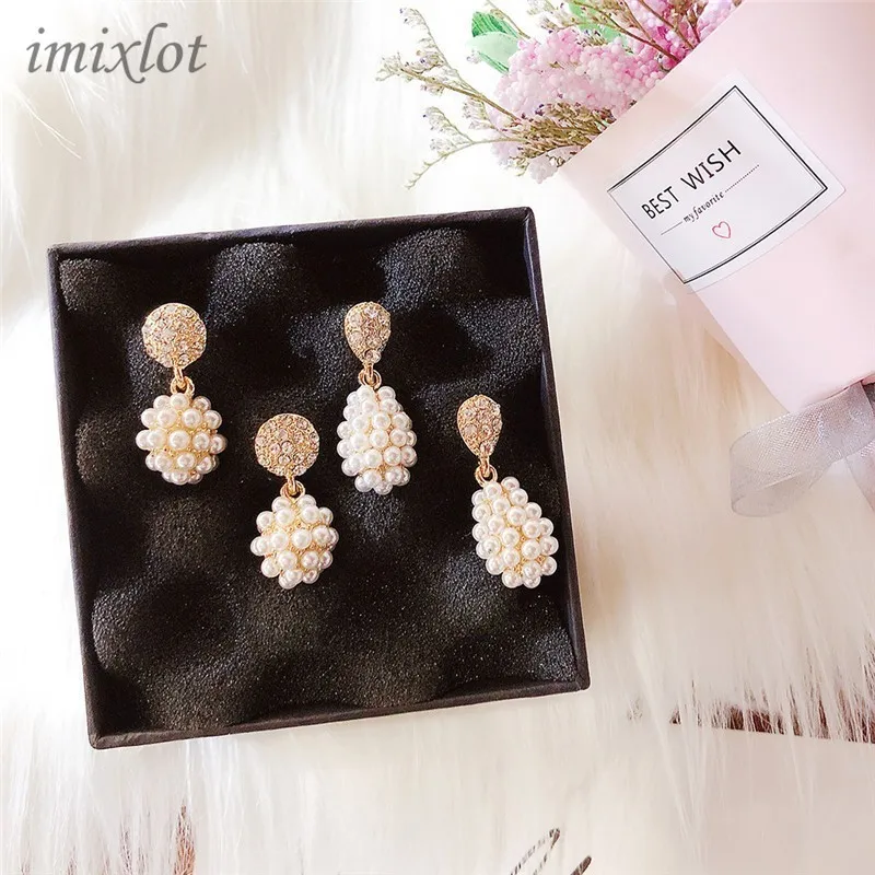 

Japan New Trendy Metal Crystal Simulated Pearl Ball Stud Earrings For Women Fashion Temperament Oorbellen
