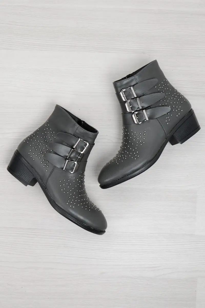 

Bambi Gray Women 'S Boots E0247604009