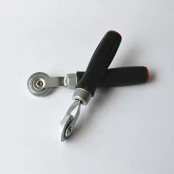 

2PCS Ball Bearing Tire Tire Patch Roller Stitcher Puncture Repair Tube Tool Car Truck Tires Wooden Handle