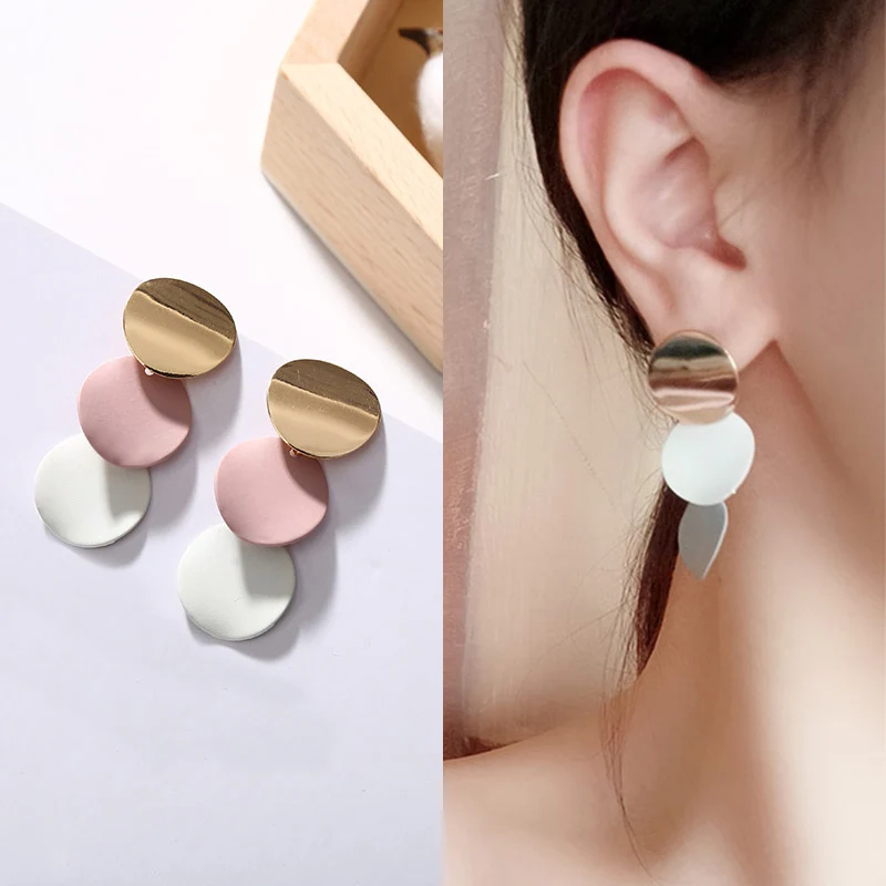 

Seaside New Geometric Alloy Earring 1Pair Round Metal Exquesite Allergy Free Hot Sale 2018 New Arrival Fashion Jewelry 3 Colors