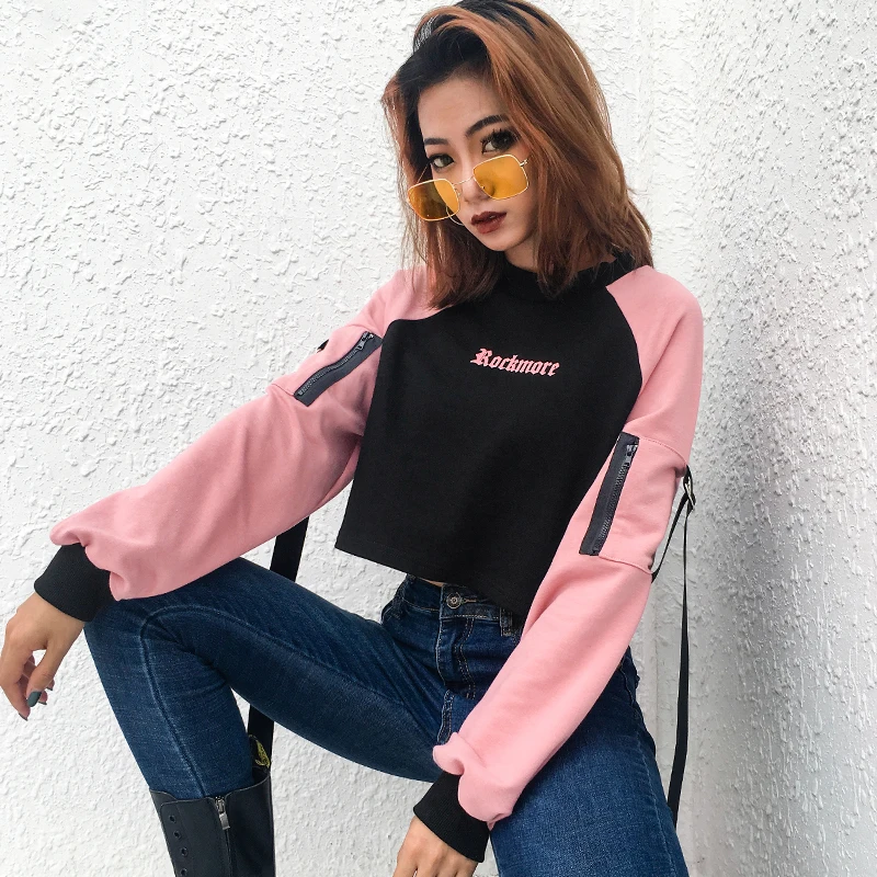 cute crop top hoodie outfits