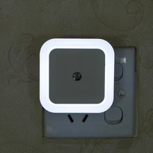 С выходом на европейскую и британскую розетки 0,4 Вт 4 светодиодный умный светодиодный светильник Сенсор лампа подключаемого модуля электро энергосберегающий маленький ночной Светильник