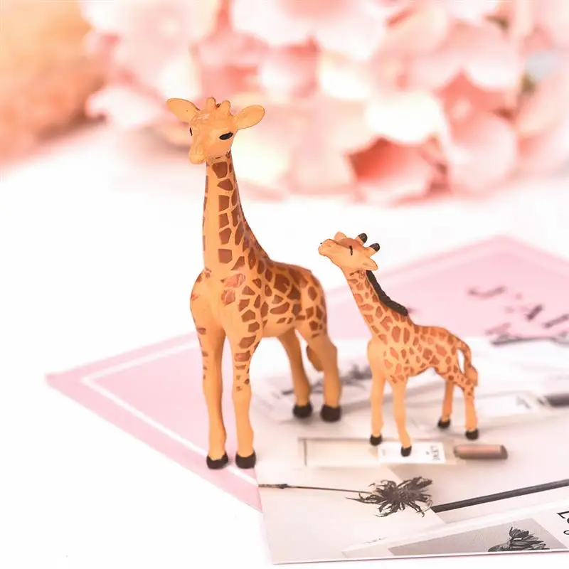 

2pcs/Set Mini Giraffe Figurines Mothe Child Set Home Decoration Doll House Miniature Bonsai Ornaments Gift For Kids