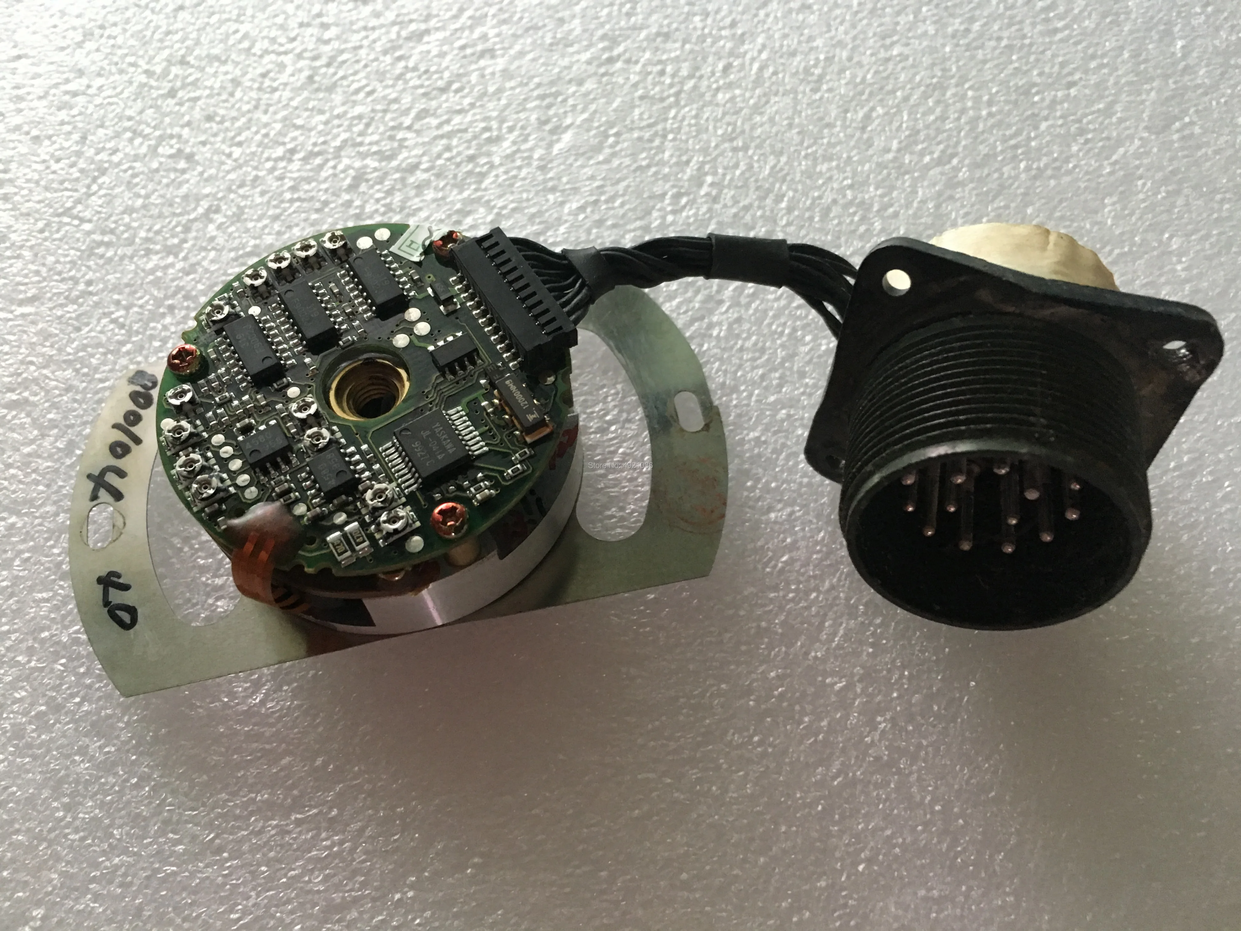 

encoder UTSAE-B17BB for motor SGMDH-12A2A-YR11/YR12/YR13