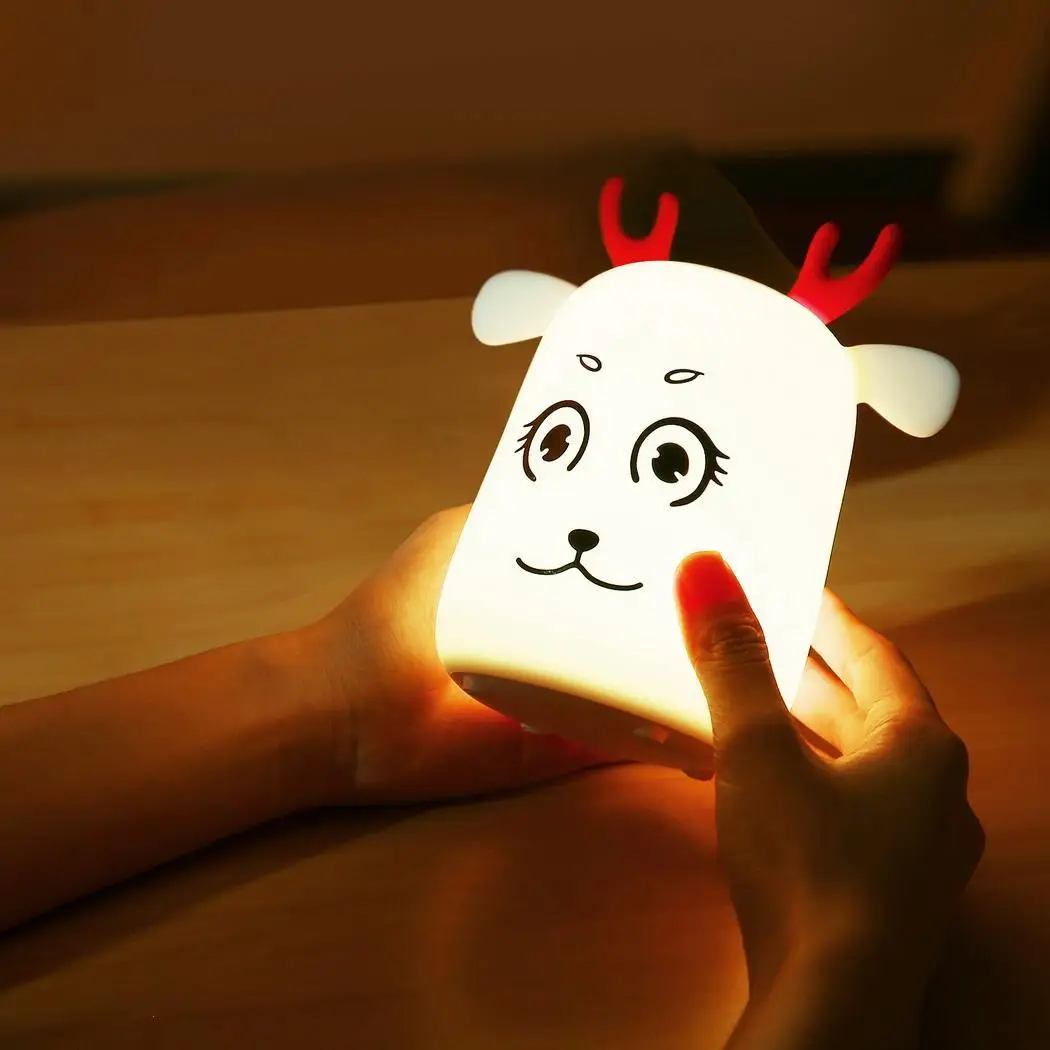 

Fashion Creative Cartoon Animal Deer 7 5V Colors Changing light DC 5V 1A LED 0.15W Night About 3H Manual Light