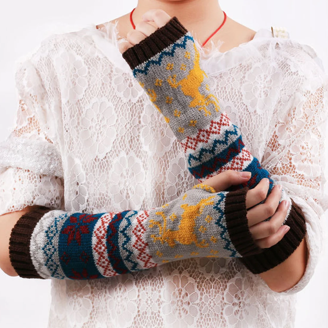 

1 Pair Women Mittens Wrist Warmer Winter Long Fingerless Gloves Quality Women's Knitted Deer Half Finger Long Gloves