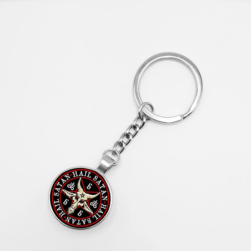 

2019/ New Retro Silver Five-pointed Star Keychain Red Goat Head Glass Dome Pendant Baphomet Key Ring Gothic Jewelry