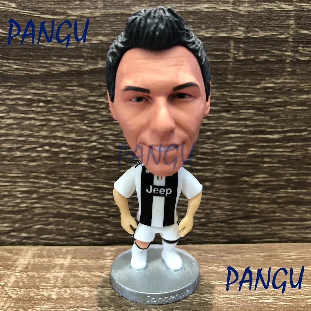 Soccer dolls football stars Mandzukic #17 2017-2018  Movable joints resin model toy action figure dolls collectible gift  Soccer dolls football stars Mandzukic #17 2017-2018  Movable joints resin model toy action figure dolls collectible gift