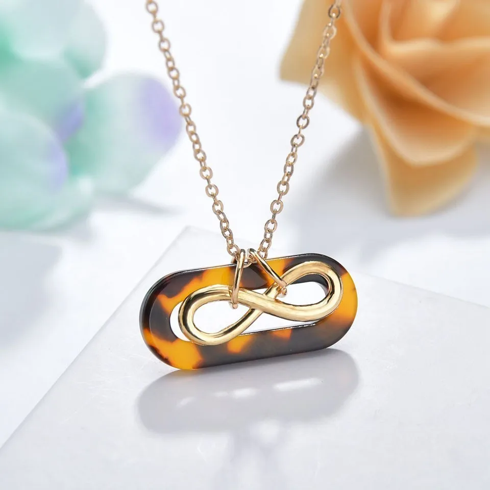 

Fashion Women Pendant And Necklace Korean Style 8 Number Gold And Silver Charm Handmade European Style Wedding Jewelry