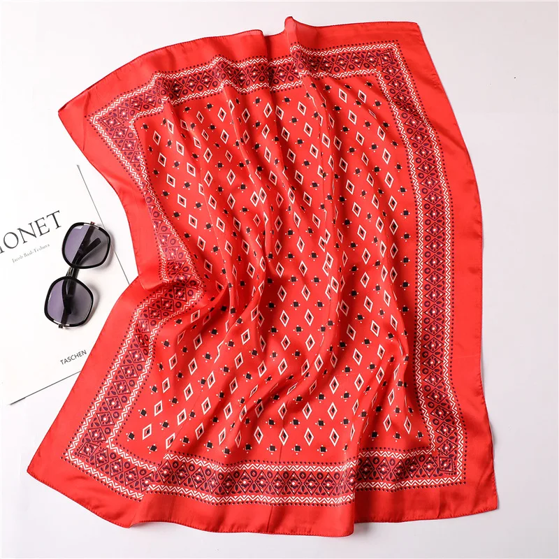 2019 New Women's Silk Scarf Square Classic Shawls Wraps Fashion Print Small Office Scarf Hair Scarf Hijabs Scarf Foulard Bandana