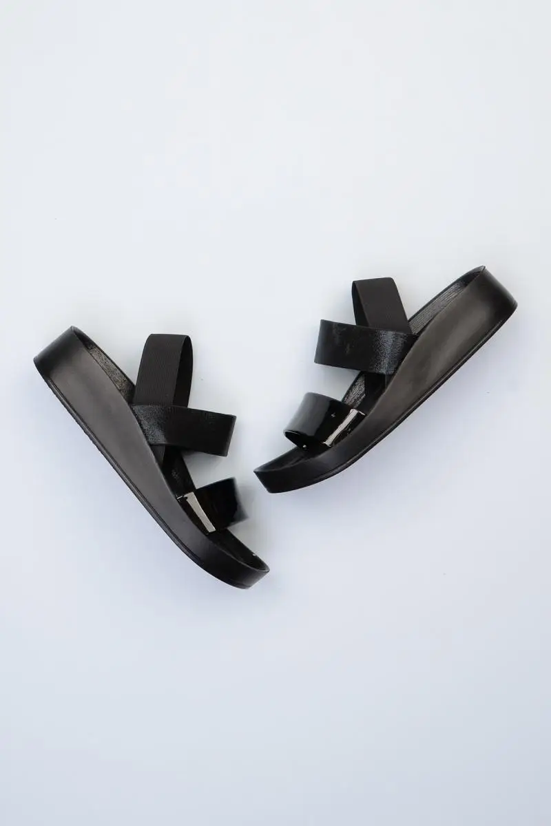 

Bambi Black Women Sandals F0331188898