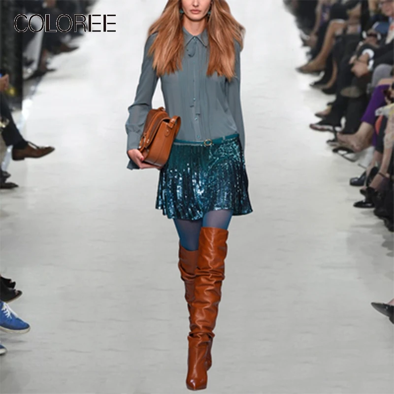 COLOREE Twee Stuk Van Vrouwen Sets 2019 Runway Designer Lichtblauw Turn-down Kraag Boog Tops + Groen Lovertjes mini Rokken COLOREE Twee Stuk Van Vrouwen Sets 2019 Runway Designer Lichtblauw Turn-down Kraag Boog Tops + Groen Lovertjes mini Rokken