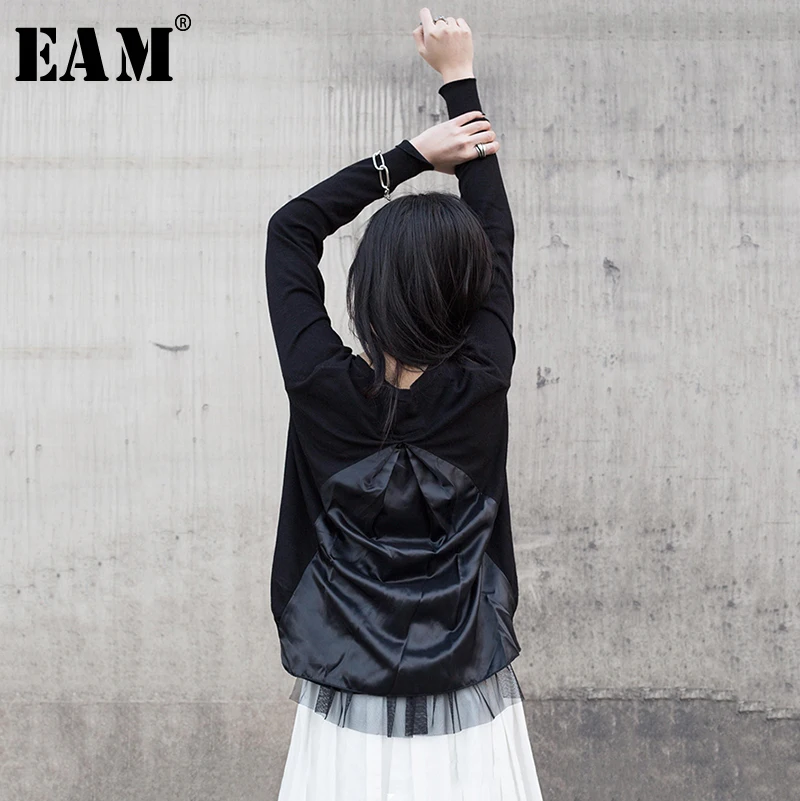  [EAM] 2020 New Autumn Winter V-collar Long Sleeve Black Back Fold Irregular Stitch Loose Jacket Wom