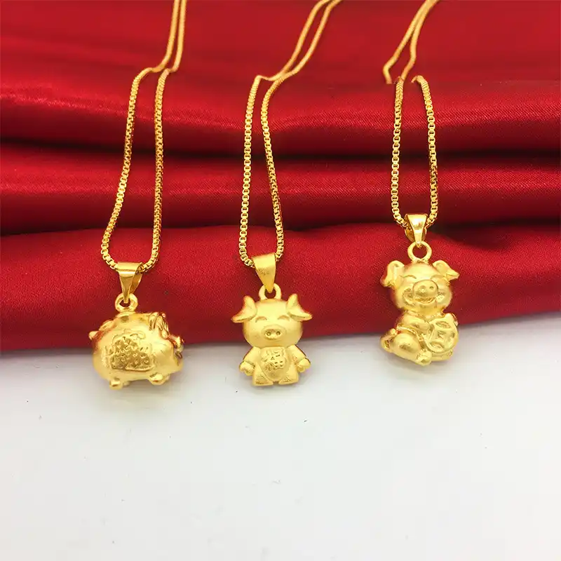 Pig Pendant Gold 2025