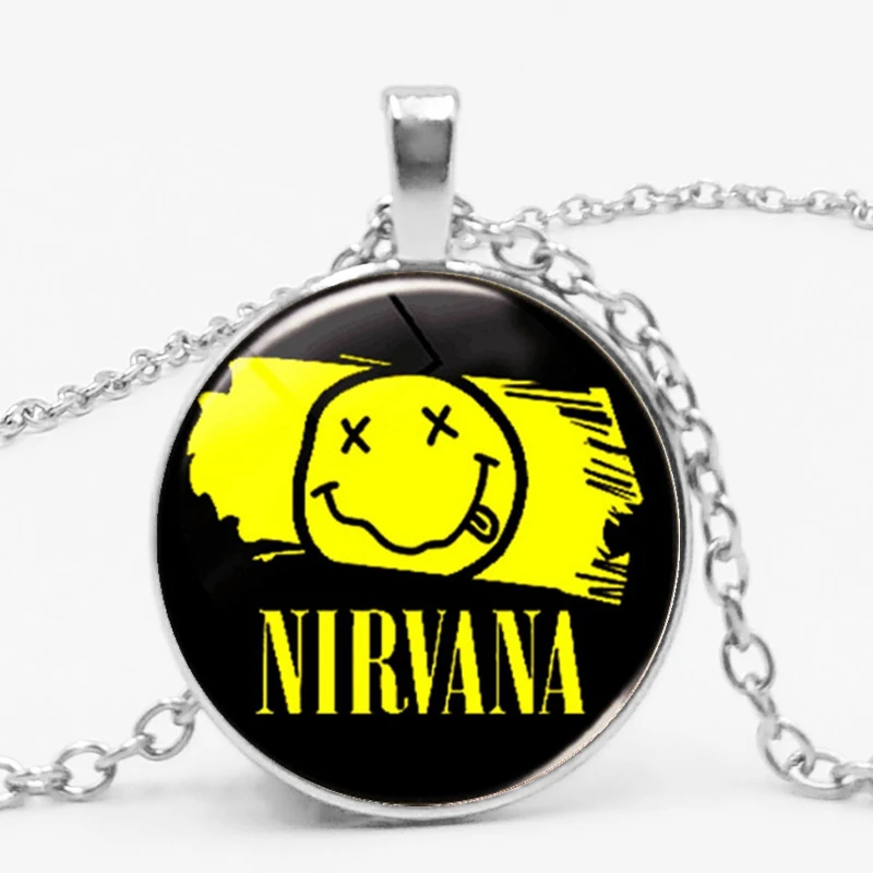 

2019 New Hot Rock Band Smile Nirvana Band Crystal 3 Color Convex Glass Pendant Necklace Jewelry Wholesale