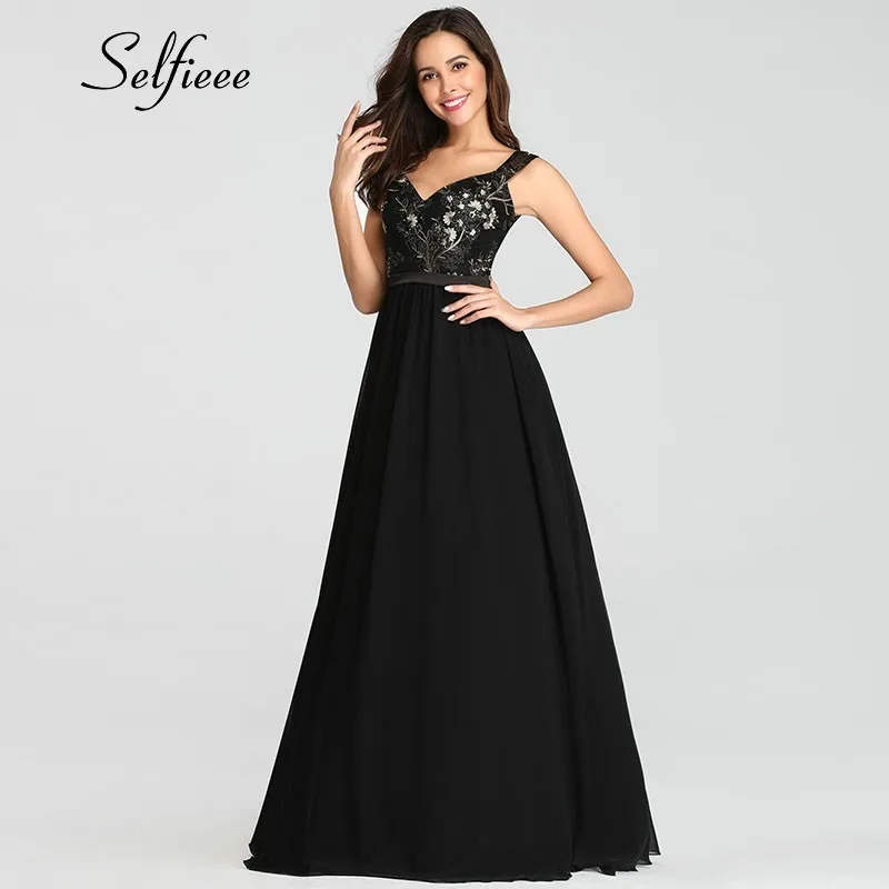 

Floral Appliques Black Dresses A-Line V-Neck Sleeveless Summer Dresses 2019 Ladies Elegant Sweet Maxi Party Dresses Robe Femme