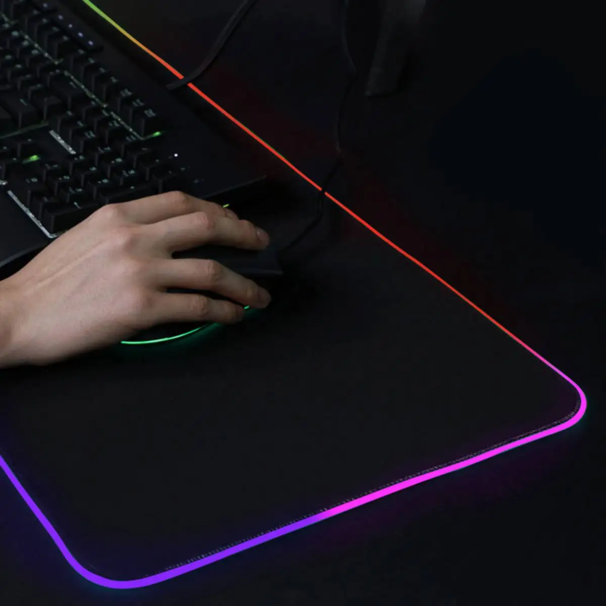 

80*31*0.4cm RGB Colorful Backlit LED Big Mouse Pad Anti-skid Rubber Mats Large Size Gaming Mouse Pad Colorful Light MicePad