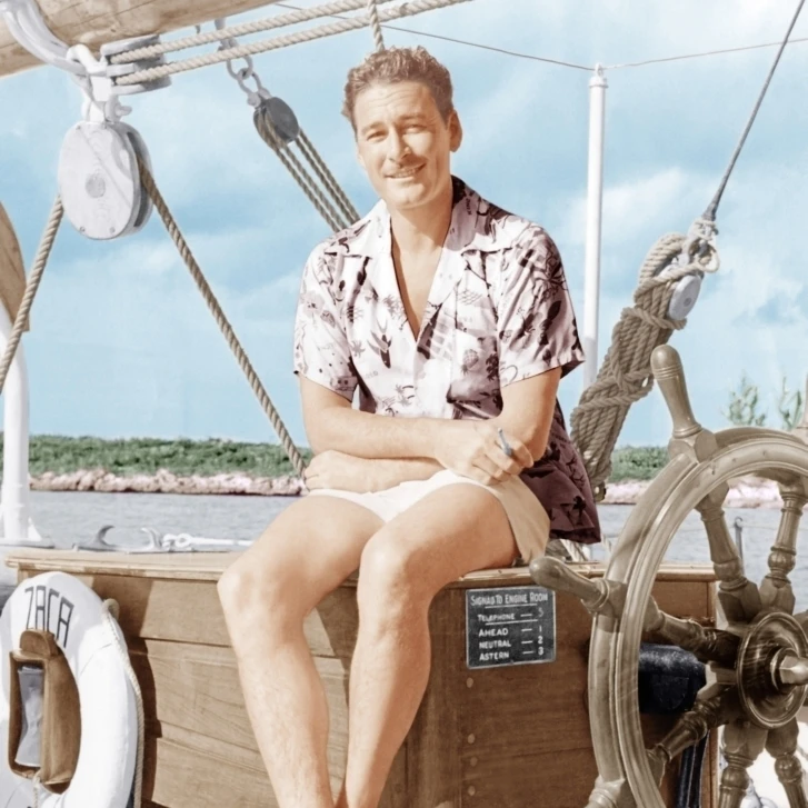 Errol Flynn Relaxing On His Yacht Ca. Early 1940S Photo Print (16 x 20) | Дом и сад