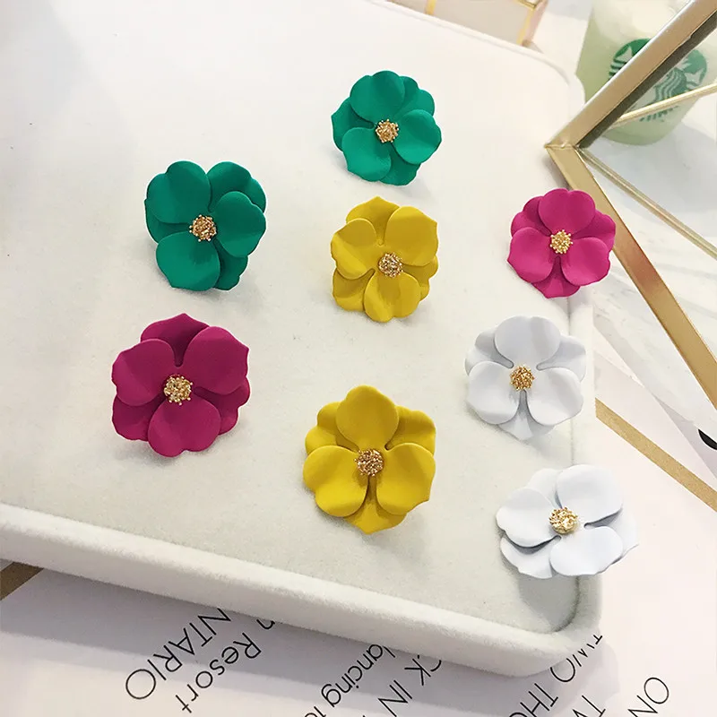 

2019 New Arrival Plant Metal Women Stud Earrings Sweet Flower Earrings Fashion Jewelry Womens Accessories A3