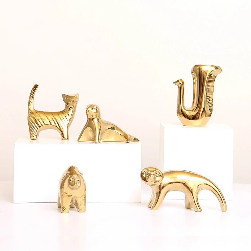 

Ceramic golden figurine gold Home decor Furnishing Bedroom wedding spring Decoration maison peacock figurines