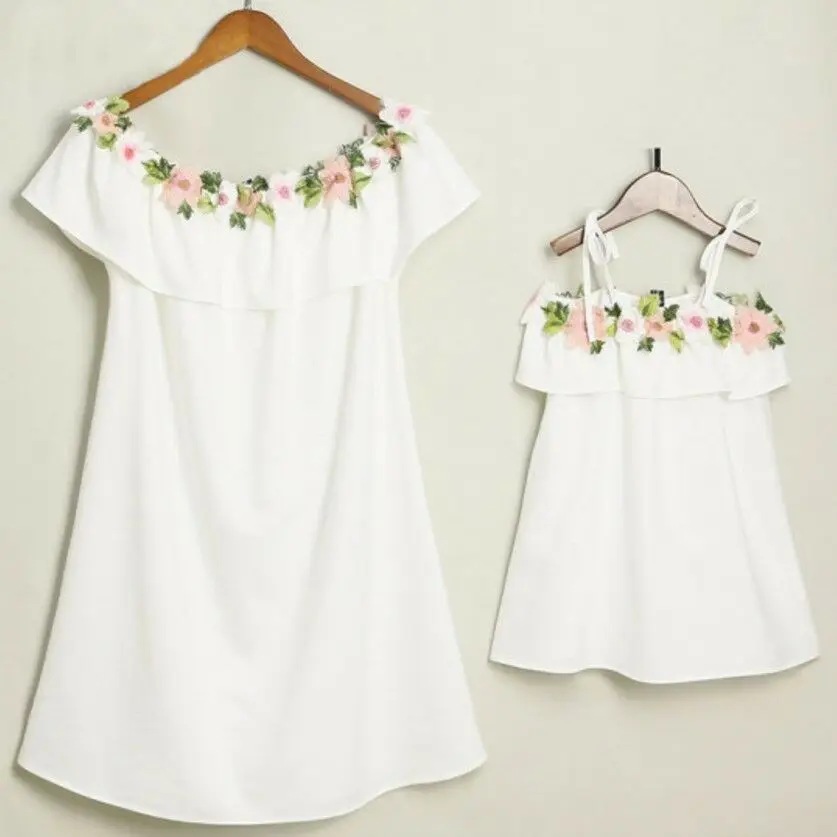 

New Arrival Mother Daughter Embroidery Floral Short Dress Mom and Girls Mini Cute Dress Family Matching Clothes