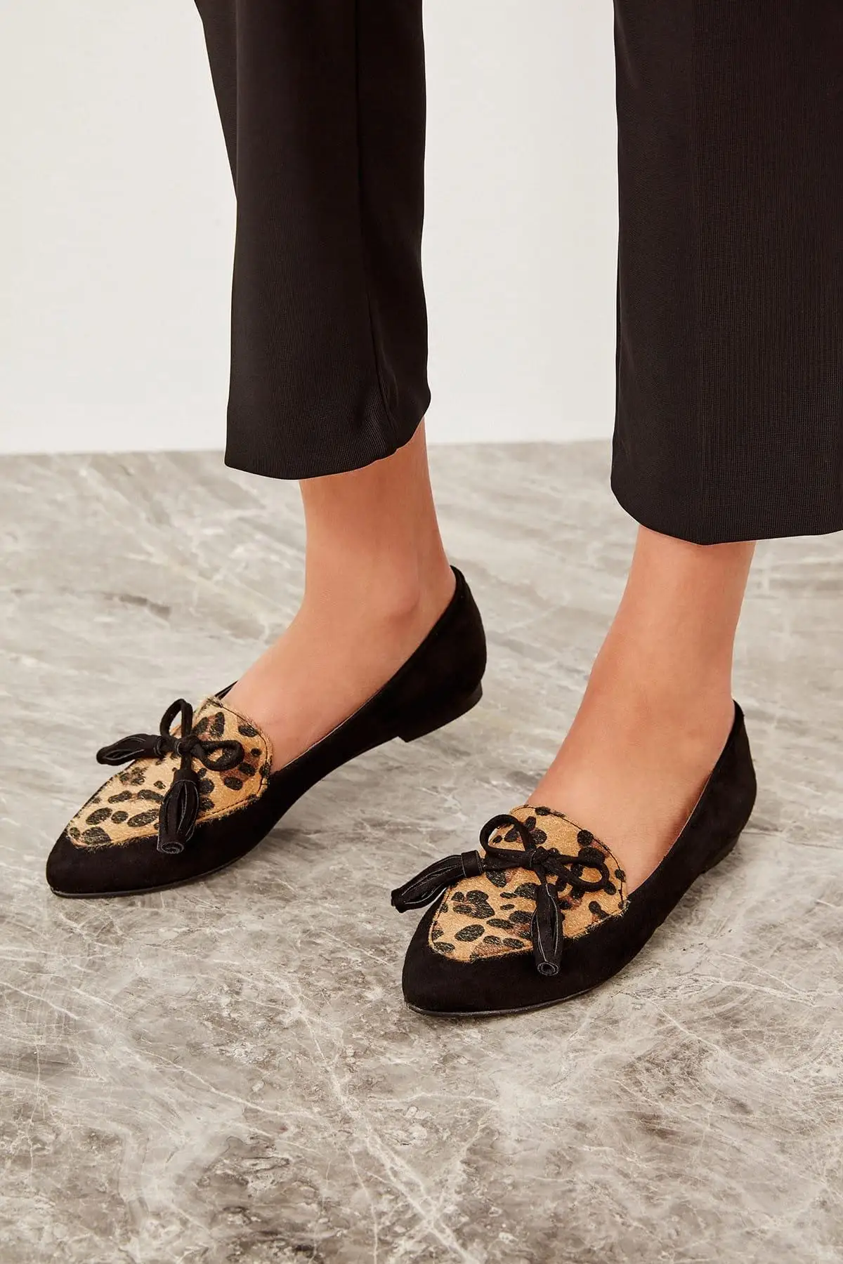 

Trendyol Brown Leopard Pattern Suede Women Ballerina TAKSS19HG0001