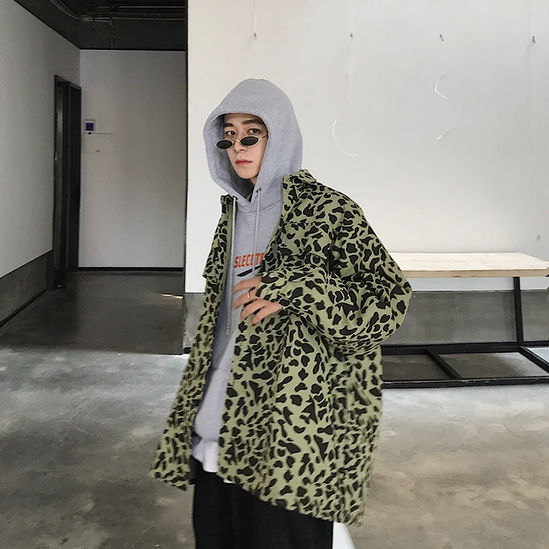 

Spring New Leopard Jacket Men Fashion Printed Casual Jacket Man Streetwear Trend Wild Hip Hop Loose Bomber Jacket Male Clothes