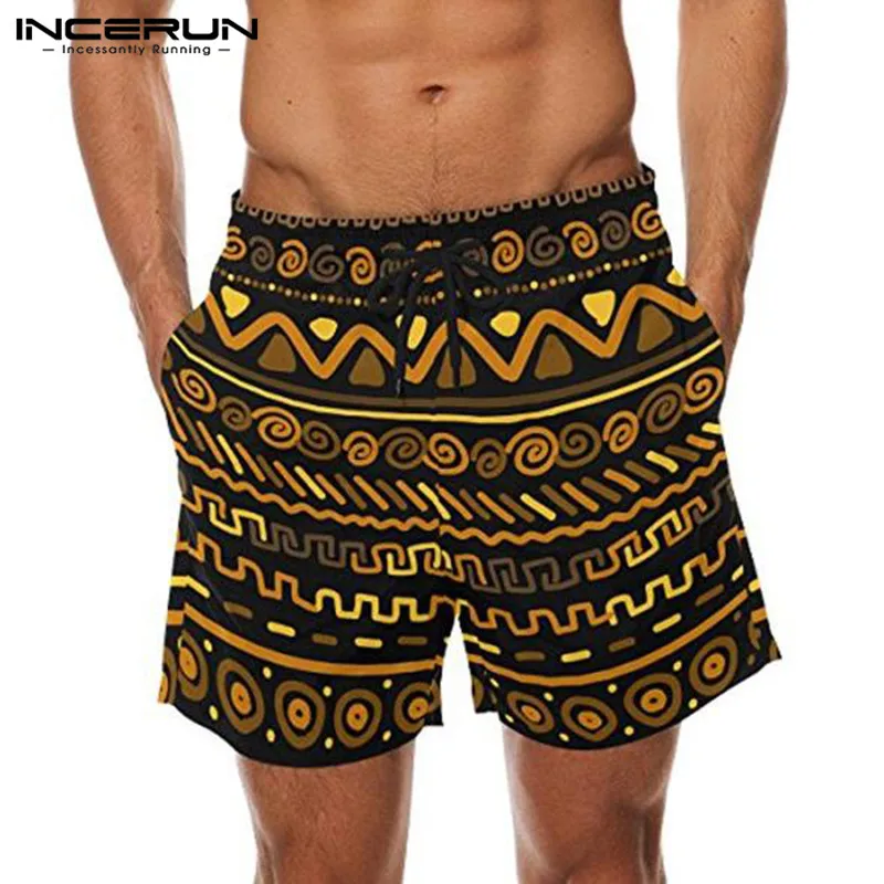 Baratos Pantalones cortos casuales con estampado transpirable, con cordón, estilo étnico, bañadores sueltos, pantalones cortos de playa para hombres, ropa de calle, S 5XL, INCERUN, 2019