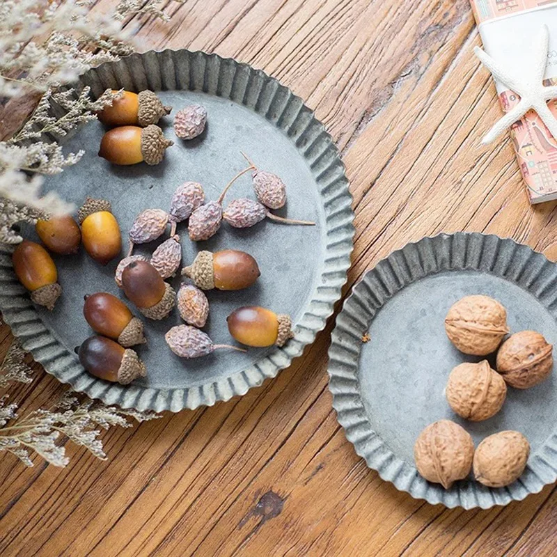 

Vintage Gray Metal Storage Tray Set Vintage Round Galvanize Handcrafted Dried Fruit Snack Cake Plate Home Garden Decoration Tray
