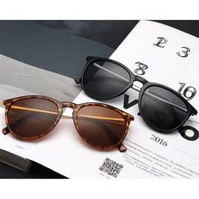 Vintage Retro Oval Round Sunglasses Women Men Brand Designer Sun Glasses for Women Alloy Mirror Sun Glasses Ladies Oculos De Sol Vintage Retro Oval Round Sunglasses Women Men Brand Designer Sun Glasses for Women Alloy Mirror Sun Glasses Ladies Oculos De Sol