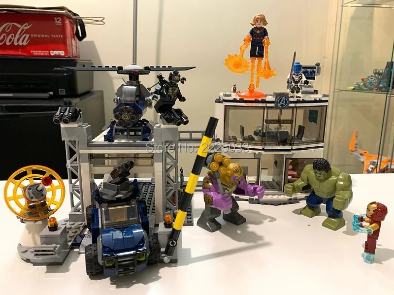compatible legoinglys Marvel The AVENGERS Endgame Captain Marvel Avengers Ultimate Quinjet Compound Battle building blocks toys