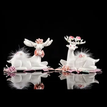 

1 Set DIY High Grade Ceramic Lovely Deer Auto Putting Decorate Ornaments Good for Safe Journey Car Table Tops