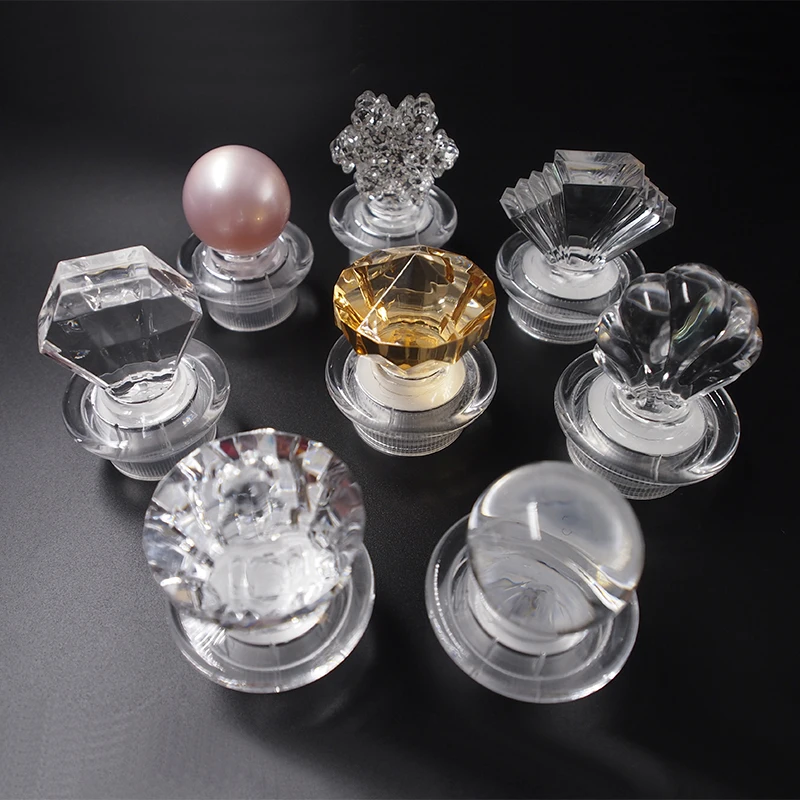 Arabian flacon perfumes. духи крышка на магните. крышки для парфюмерных флаконов. духи stellar арабские белый флакон 100 мл. духи с бусинками в колпачке.