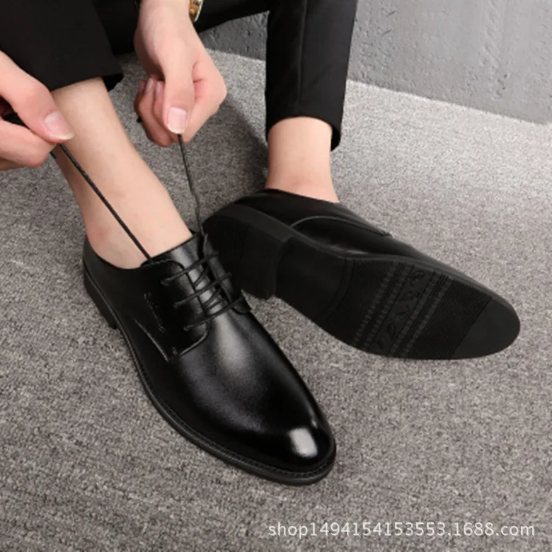 New Four Seasons Men's Leisure Sharp Shoes Youth Korean Shoes Fashion Working Shoes