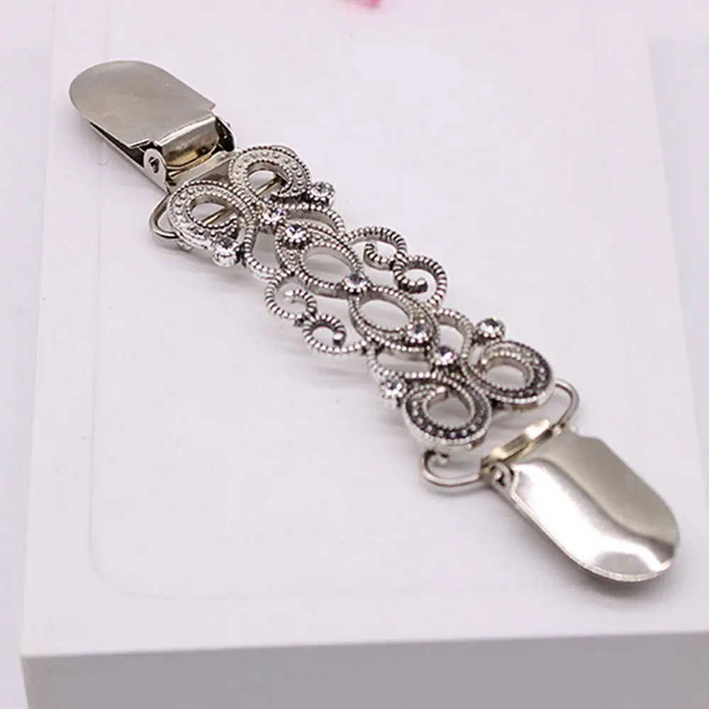 

1PC Fashion Sweater Clip Duck Mouth Buckles Women Sweater Blouse Shawl Shirt Collar Cardigan Clips For Clothing Decor