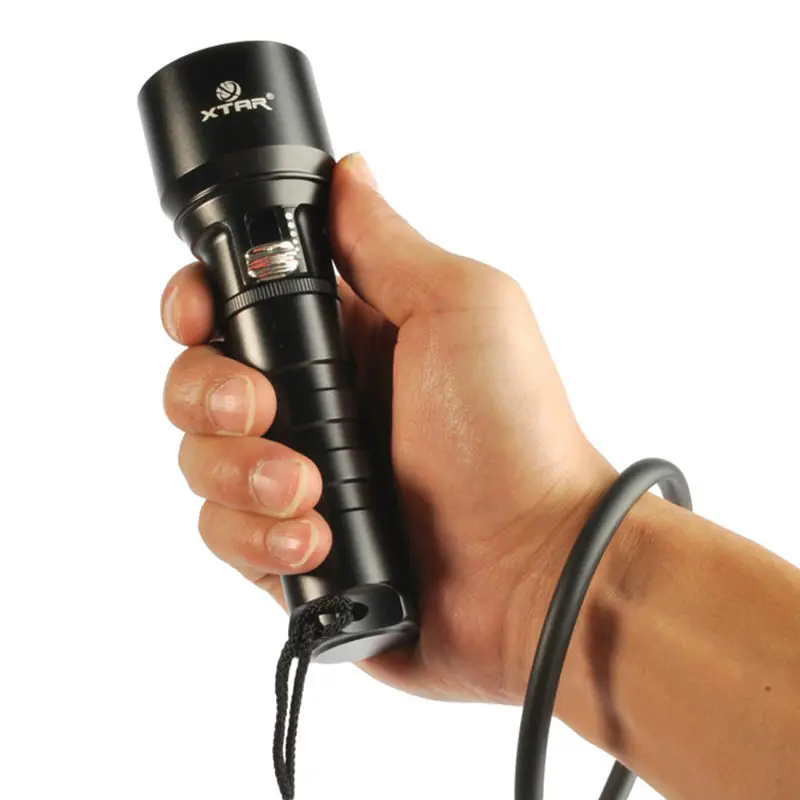 Фонарик XTAR D06 CREE XM L2 U2 с одним литий ионным аккумулятором 18650/18700 900 люмен 1 шт.|diving