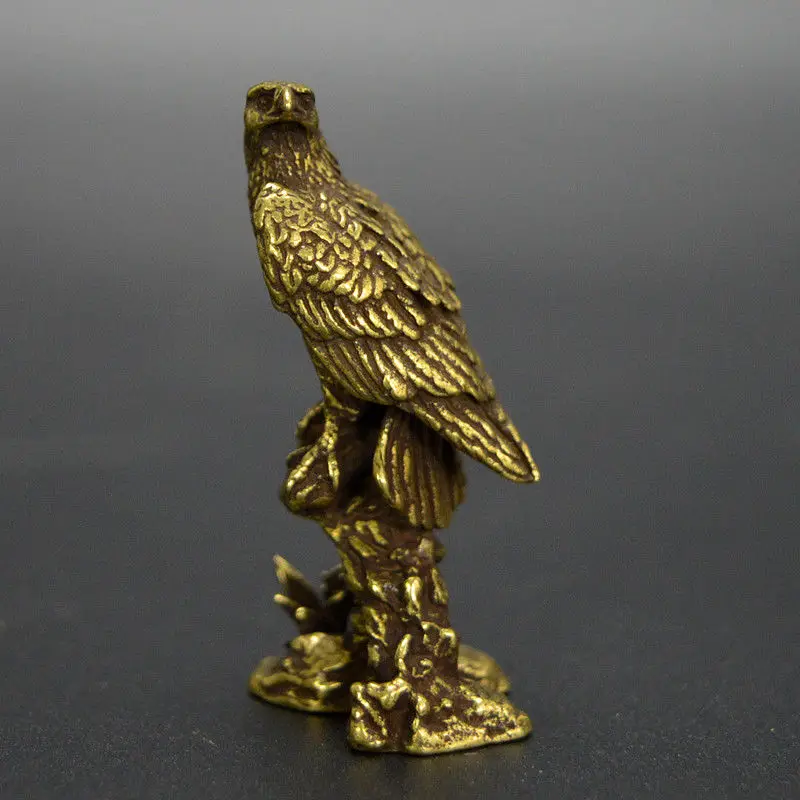 

Chinese old collection handwork bronze Hand piece Eagle statue
