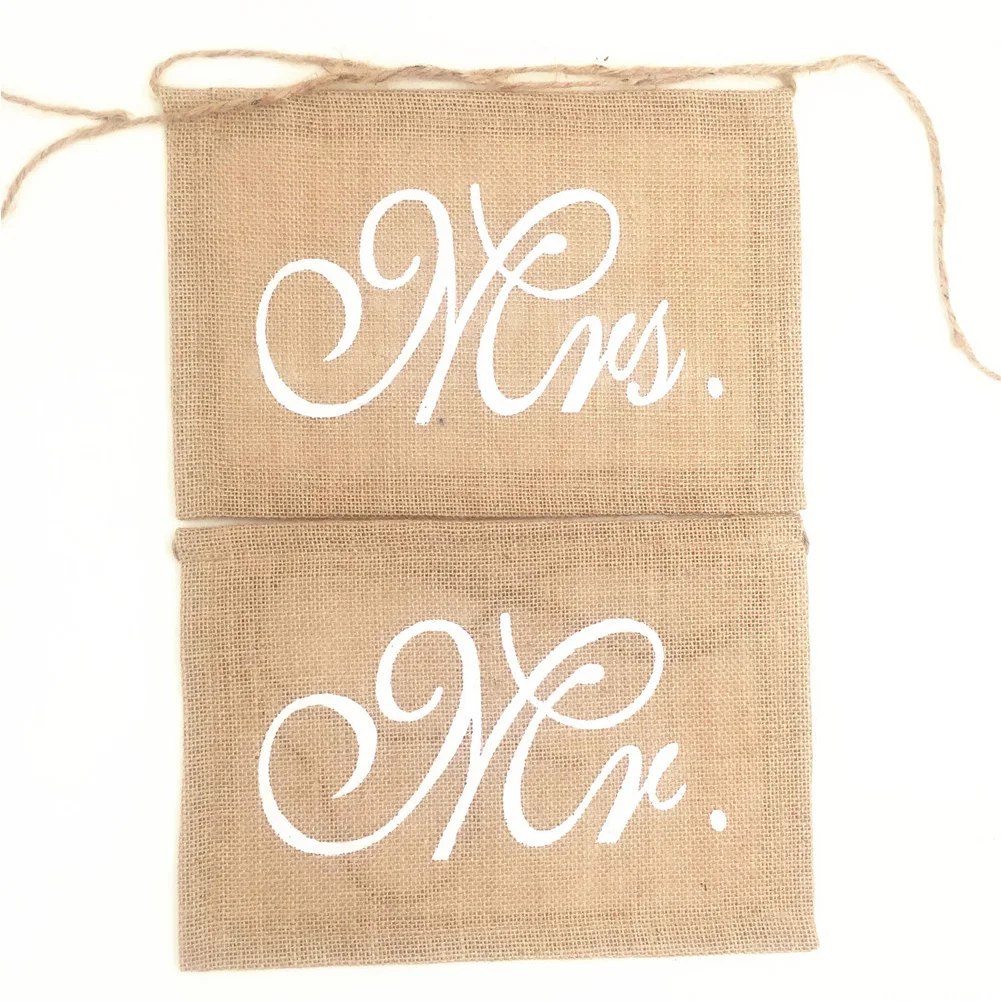 

2pcs/set Decoration Sign Photograhs Rustic Linen Flag Vintage Wedding Chair Banner Props Mr And Mrs Reception Anniversary Party