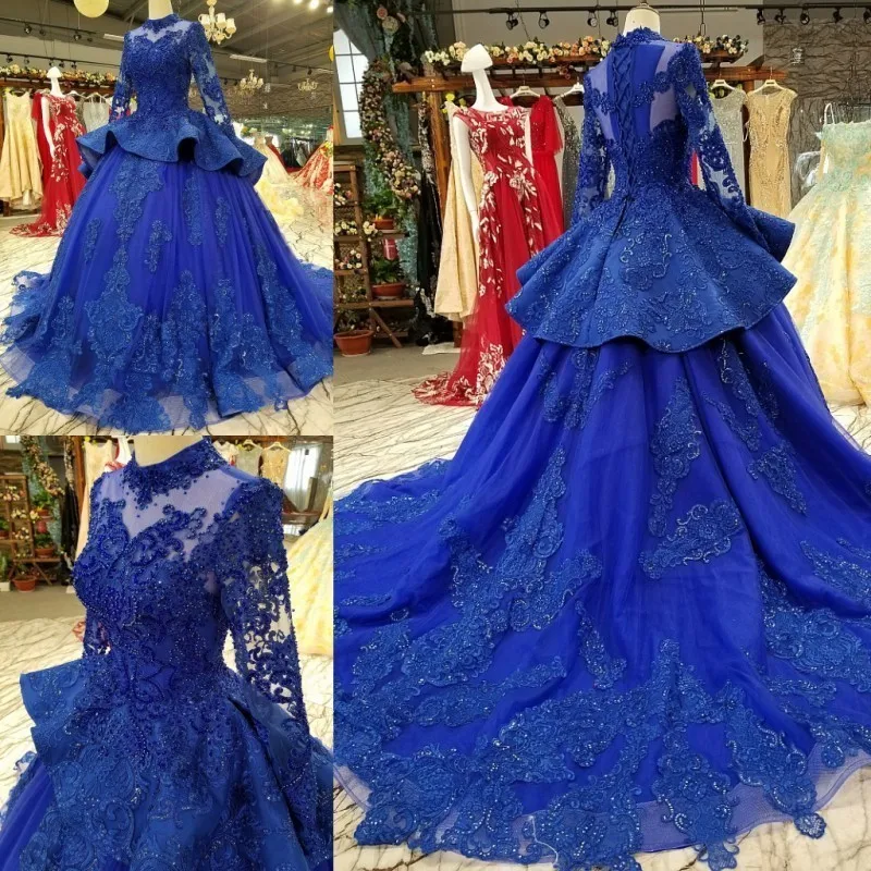 

2020 Blue O Neck Long Sheelves Eppliqued Beading Crystal Ruffles Luxury Vintage Self-cultivition Ball Gown Wedding Dress
