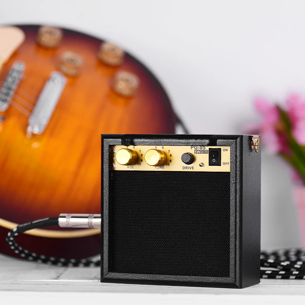 Portable Guitar Amplifier Mini Guitar Amp Speaker 5W with
