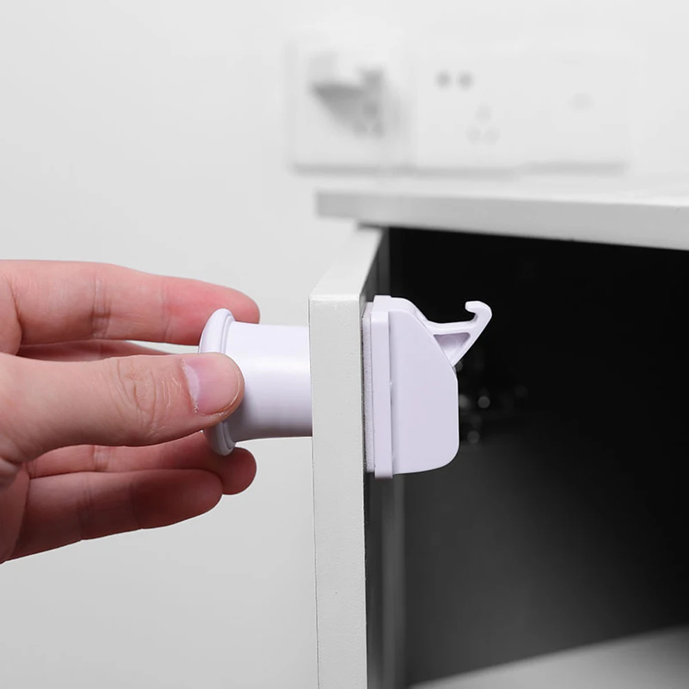 

1set Infant Protection Lock with Key Cabinet Door Drawer Magnetic Invisible Locks Baby Safety Protection From Child on Furniture
