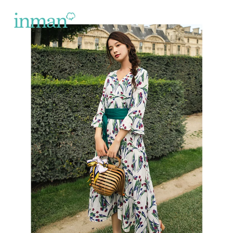 

INMAN 2019 Spring New Arrival V-neck Retro Floral Literary Holiday Style Slim Loose A-Line Women Long Dress