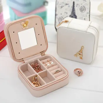 

Portable Jewelry Box Powder White Pendant Jewelry Box With Mobile Double Partition Adopts Environmentally Friendly Pu Material