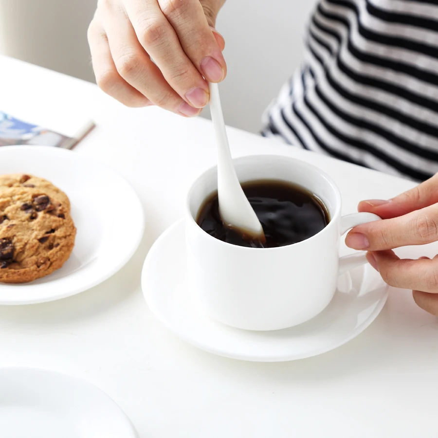 

Ceramic Cup And Saucer Design Simply Coffee Cup Set White Porcelain Tea Cup And Saucer Set 200 Ml With Spoon