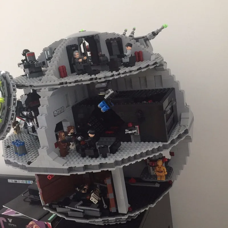 

2018 New Lepin 4016pcs Star War Series Die Star Three Generation Children Spelling Insert Building Blocks Alpinia Play 05063