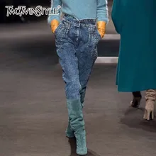 TWOTWINSTYLE, джинсовые брюки для женщин, высокая талия, пэтчворк, тяжелые заклепки, длинные джинсы, женские,, Весенняя уличная мода