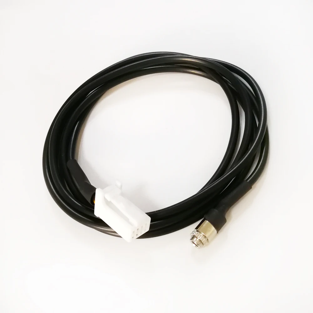 

Biurlink AUX Dash Mounting Cable 3.5MM Female Socket for 2007-10 Suzuki SX4 Grand Vitara 8Pin Connector