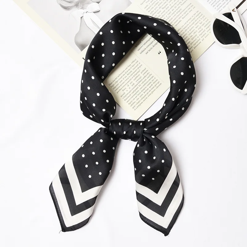 

2019 Spain Luxury Brand Silk Scarf Women Loop Dot Square Shawls and Wraps Small Neckerchief Hair Tie Neck Hijabs Foulard 70*70Cm