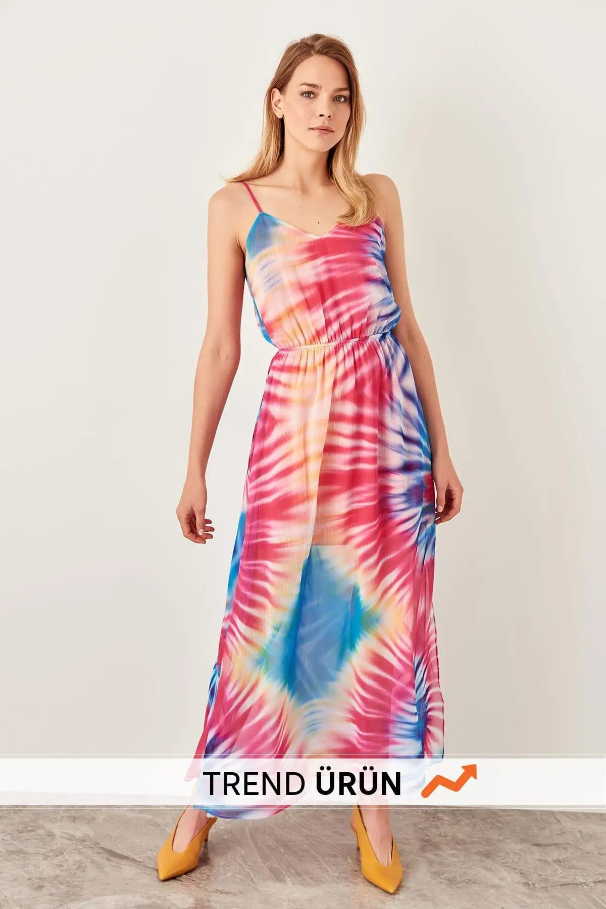 

TRENDYOLMİLLA With Multi-Colored Strap Dress TWOSS19LJ0253