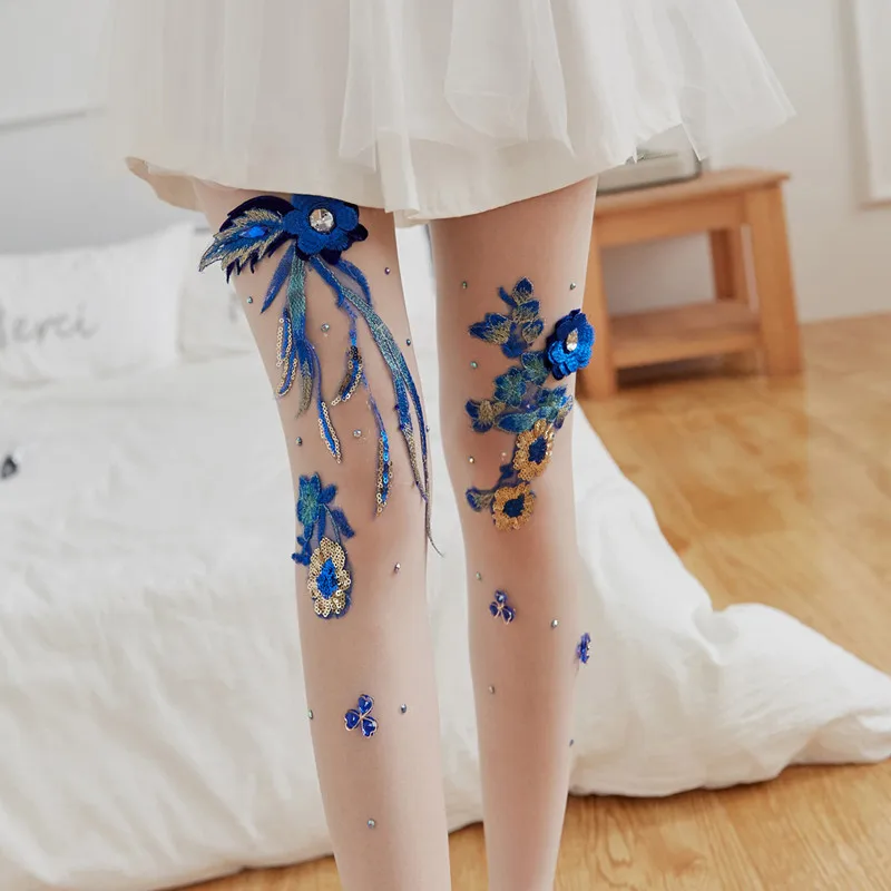 New Women Exquisite And Lovely Hand-made Sequins Blue Flowers Pantyhose Europe And The United States Fashion Sexy Trend Tights